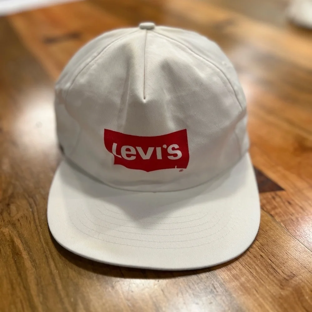 Vintage Levi’s ball cap